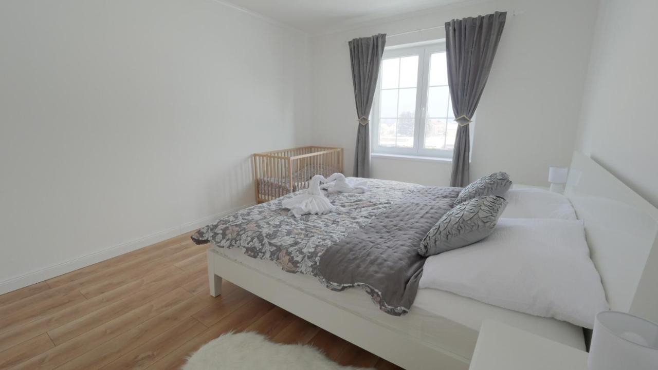 Apartmanovy Dom S Virivkou, Pod Secnom, Liptovsky Jan Villa Liptovsky Mikulas Exterior photo