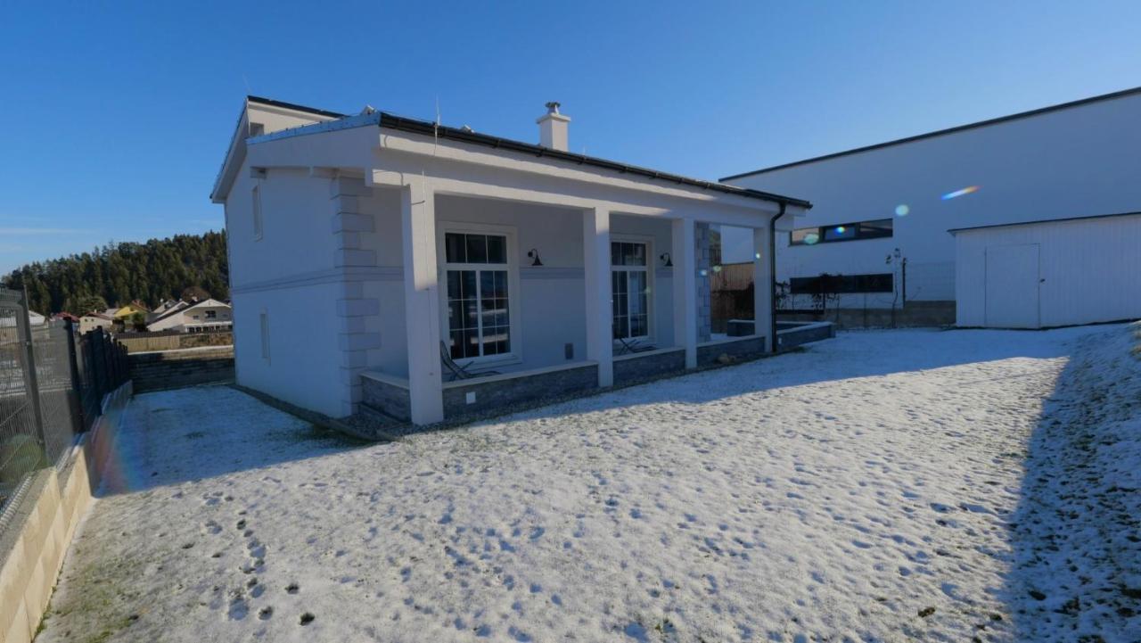 Apartmanovy Dom S Virivkou, Pod Secnom, Liptovsky Jan Villa Liptovsky Mikulas Exterior photo